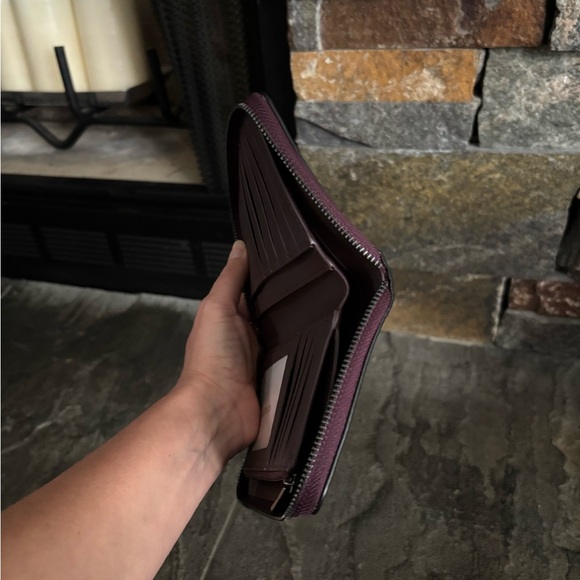 NWT COACH Medium ID Zip Around Wallet - Picture 8 of 13